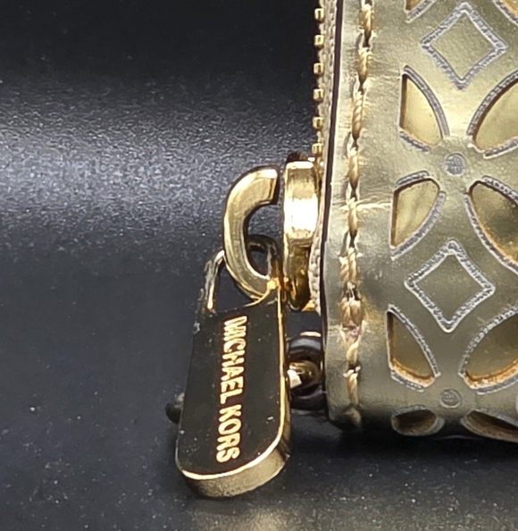 Michael Kors Metallic Gold Lacy Flower Leather Wallet - Picture 2 of 10